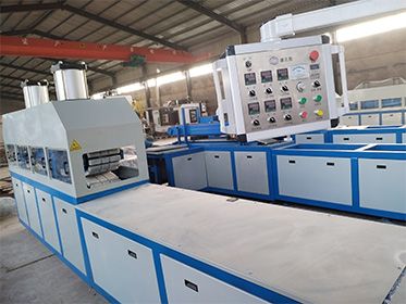 如何評(píng)估玻璃鋼拉擠設(shè)備的生產(chǎn)效率？