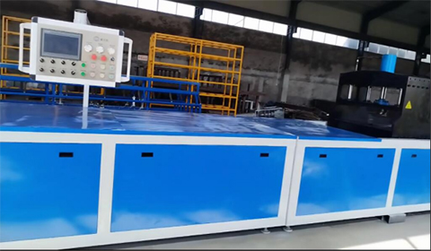 如何通過拉擠設備優(yōu)化降低拉擠型材廢品率